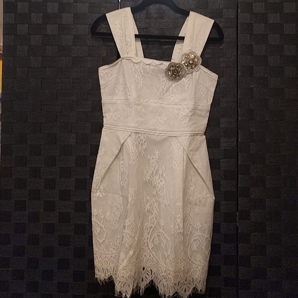 Jessica Ivory Lace Dress NWOT